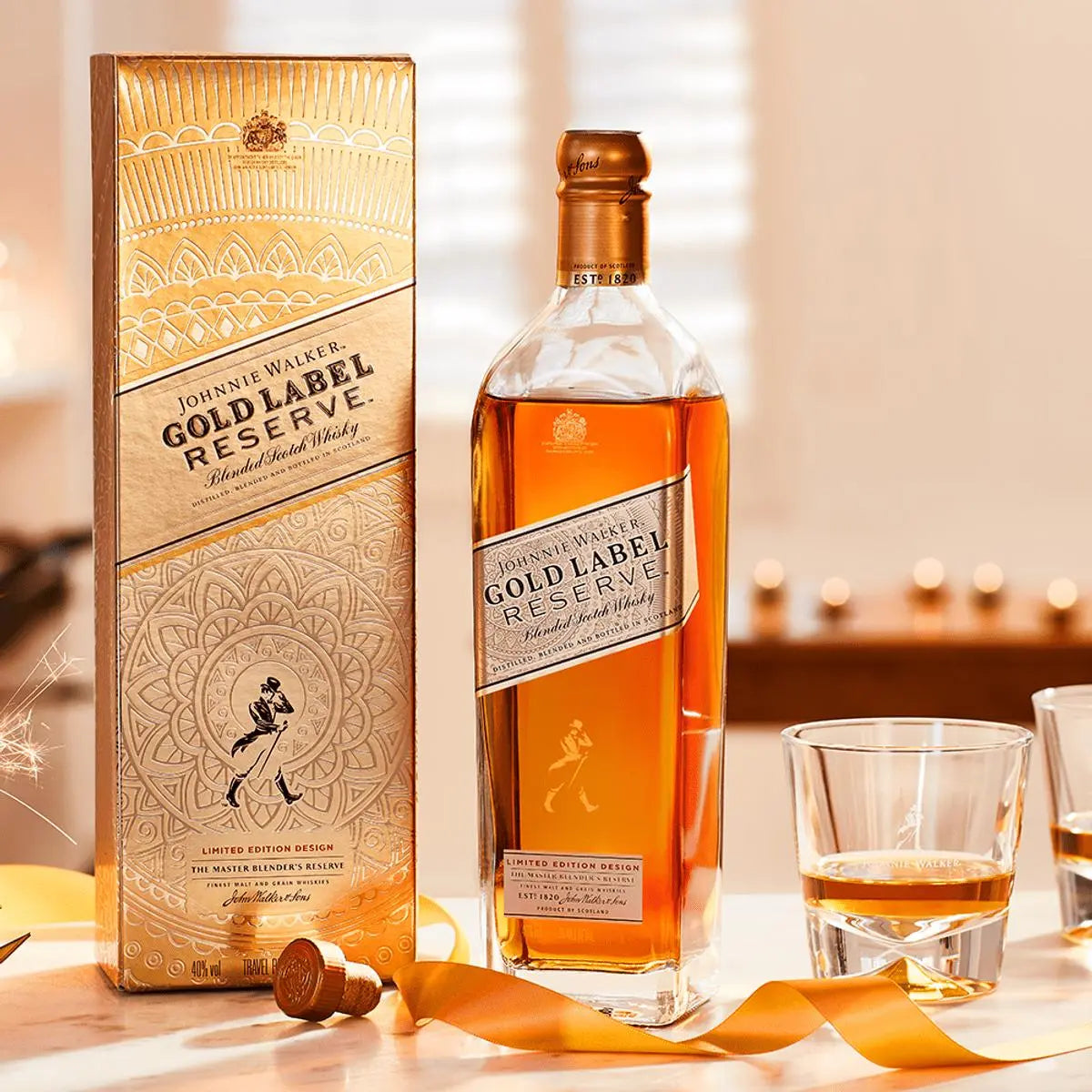 Whisky Old Parr 750ML + JW Gold Label 750ML - Hollister